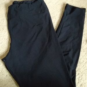 LuLaRoe tall curvy tc black leggings